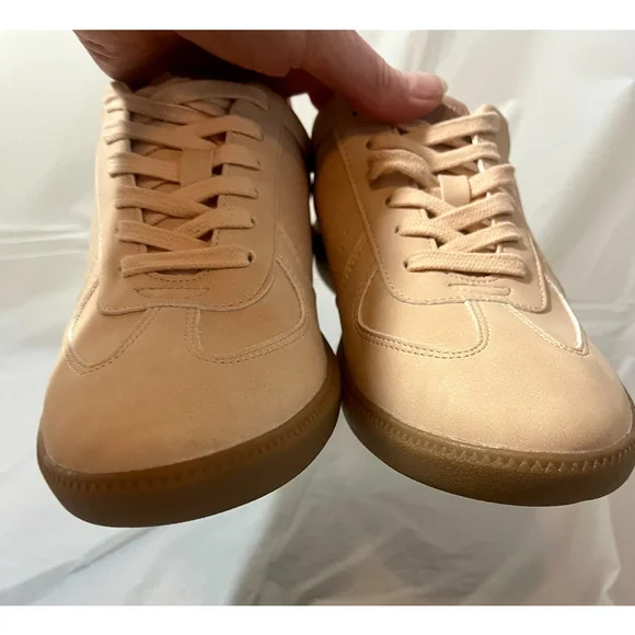 J. CREW City Tour Sneakers 9 Suede/Leather Sunwashed Coral Gum Sole - Picture 15 of 16